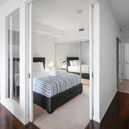 Downtown Toronto 1 Bdrm Condo With Parking And Views Экстерьер фото